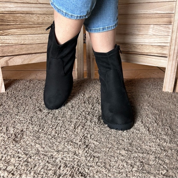 WOMENS BOOTIES (VILLAGE-S) - Picture 4 of 4